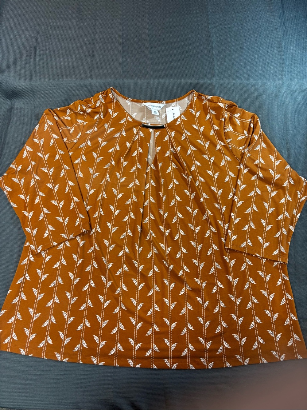 Liz Claiborne Women's Rust orange Patterned U-ring Keyhole 3/4 sleeve Top 2XL